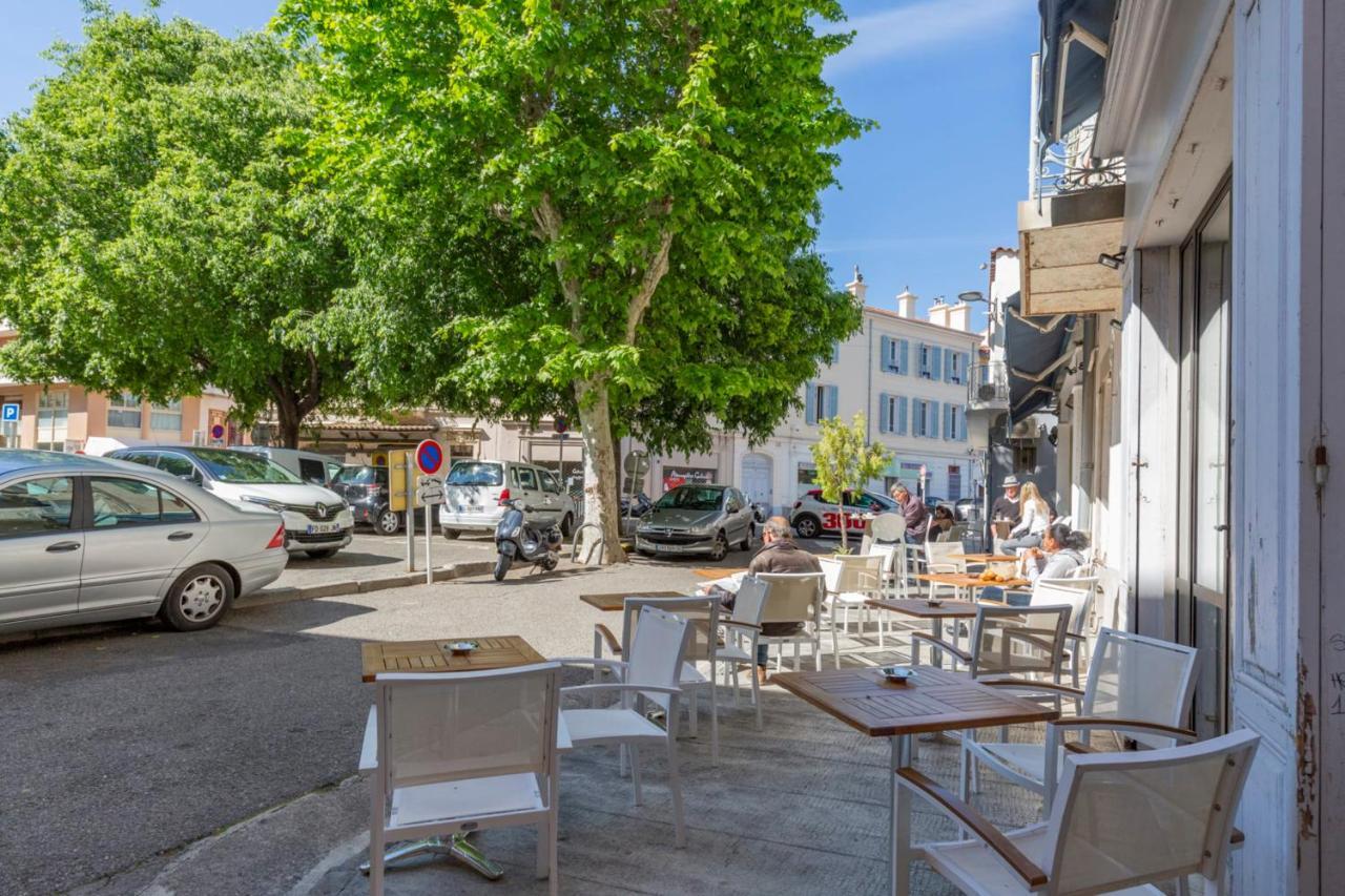 Place Amiral Barnaud Antibes Exteriér fotografie