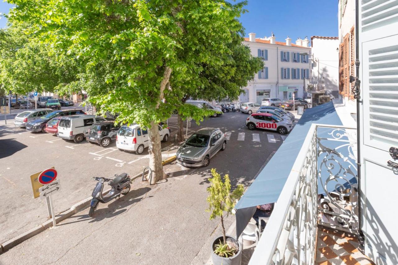 Place Amiral Barnaud Antibes Exteriér fotografie